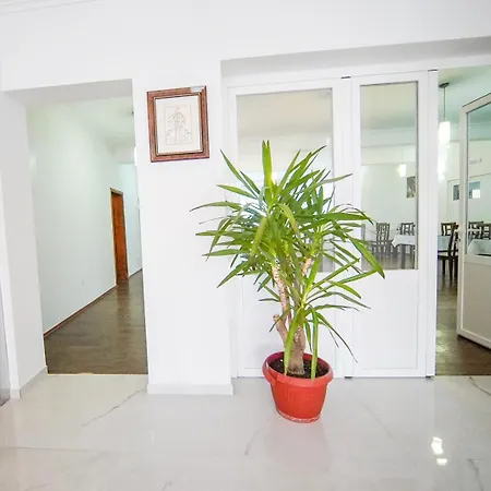 Damar Hotel